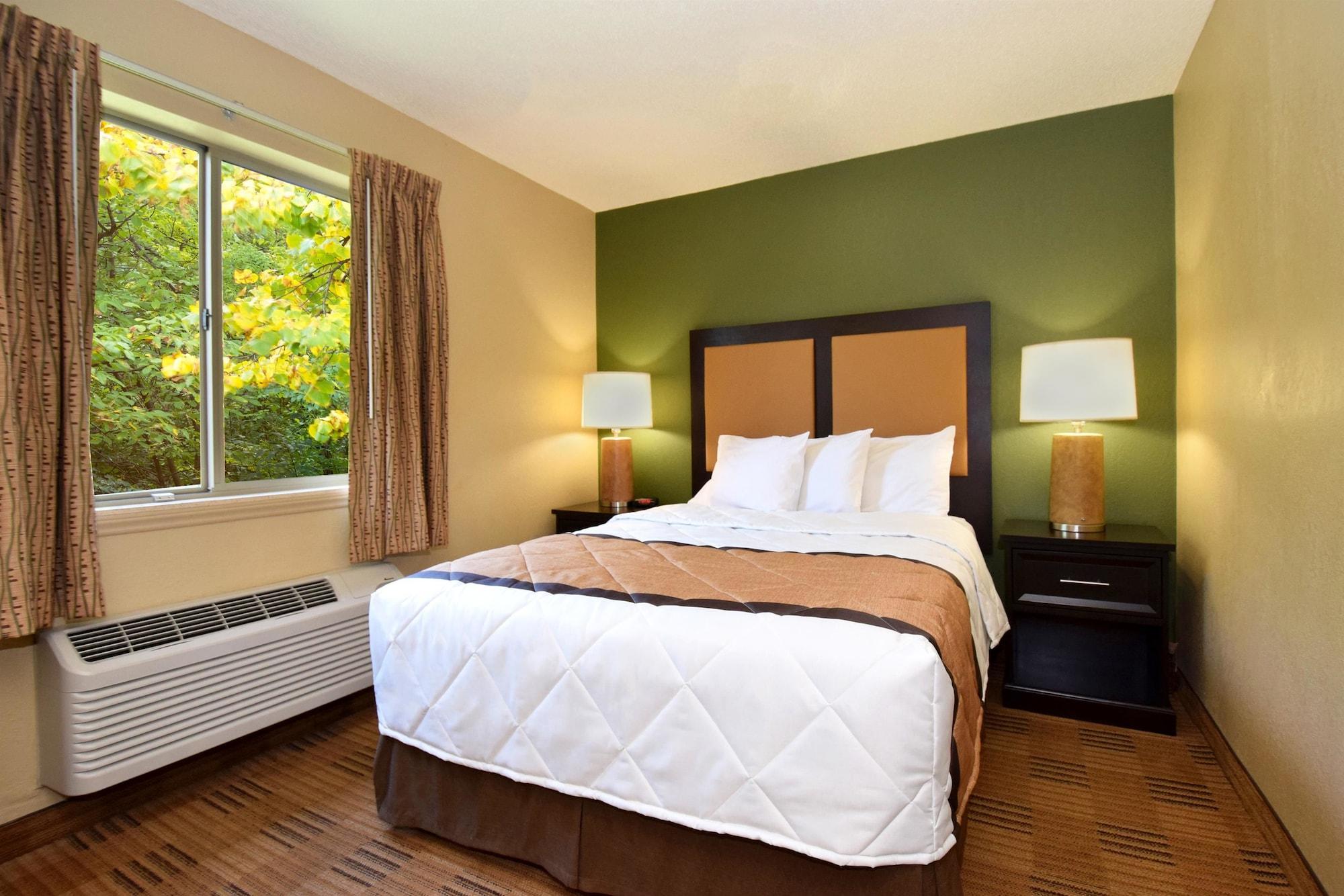 Extended Stay America Select Suites - Madison - Old Sauk Rd Buitenkant foto