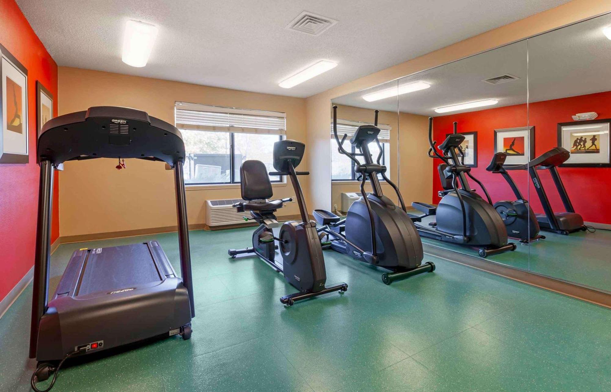 Extended Stay America Select Suites - Madison - Old Sauk Rd Buitenkant foto
