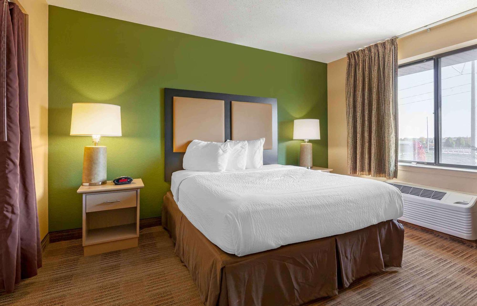 Extended Stay America Select Suites - Madison - Old Sauk Rd Buitenkant foto