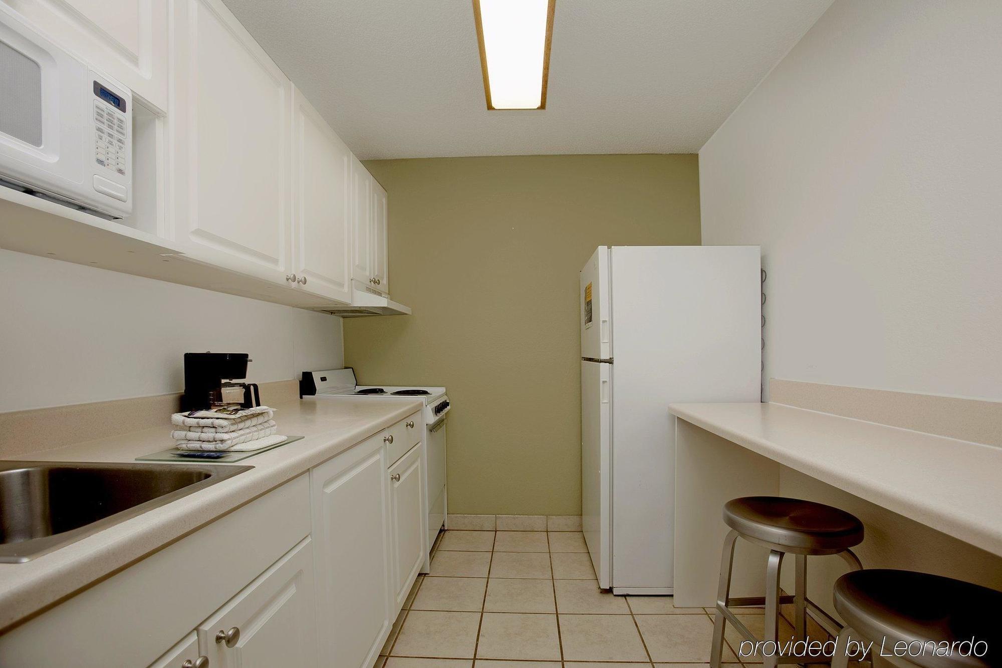 Extended Stay America Select Suites - Madison - Old Sauk Rd Buitenkant foto