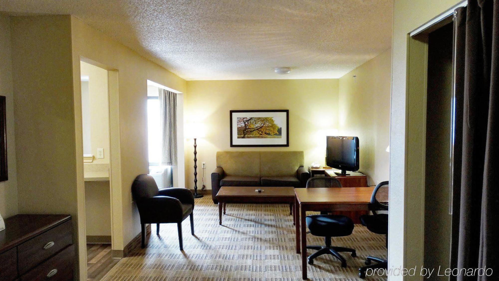 Extended Stay America Select Suites - Madison - Old Sauk Rd Buitenkant foto